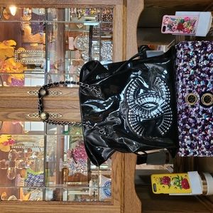 Chanel black leather patent shoppers bag